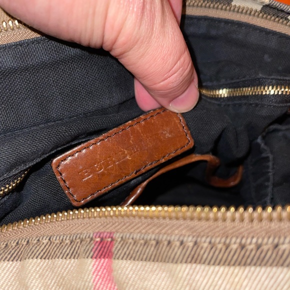 Vintage Burberry canvas and leather diaper bag with changing pad. - Picture 14 of 16